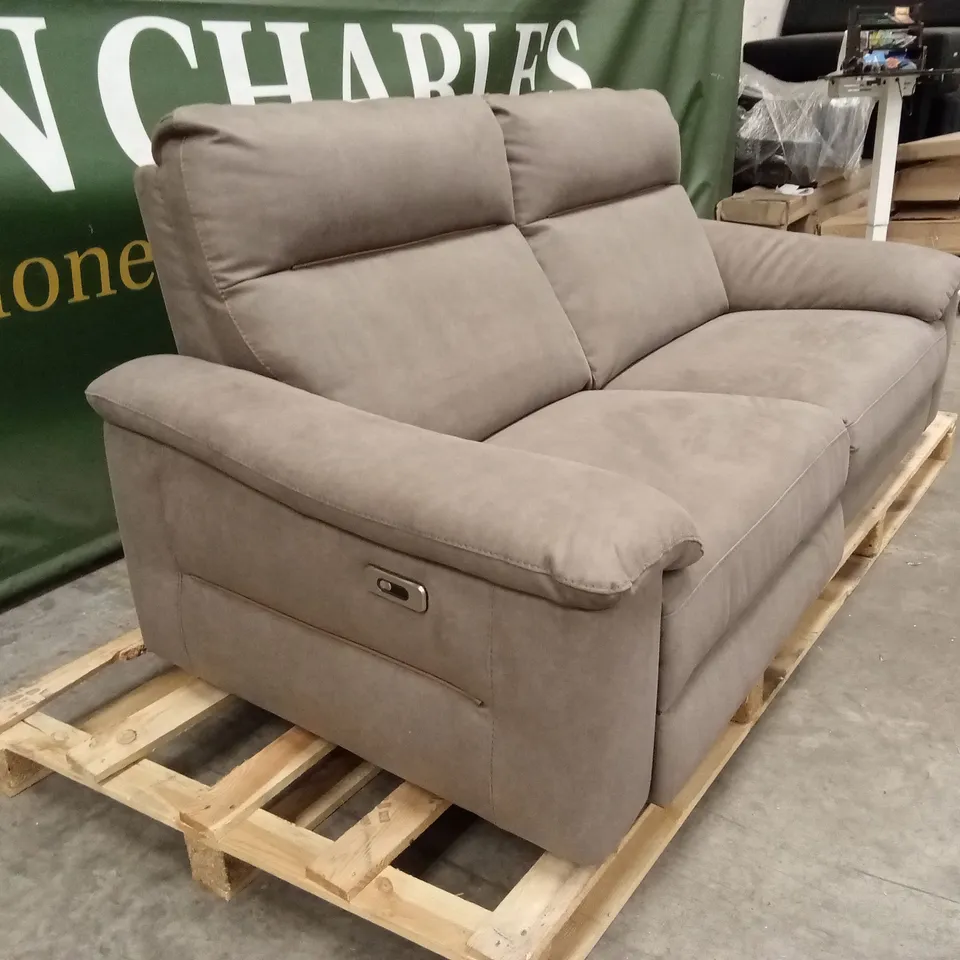 QUALITY DESIGNER ITALIAN MADE LARGE 3 SEATER ELECTRIC RECLINER MICROFIBRE UPHOLSTERED SOFA