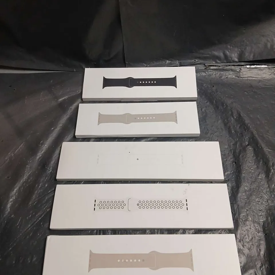 LOT OF 5 APPLE WATCH SPORT BANDS IN ASSORTED COLOURS AND SIZES