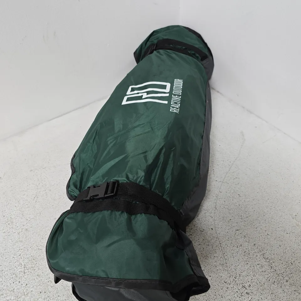 Reactive Outdoor camping tent in green roll bag