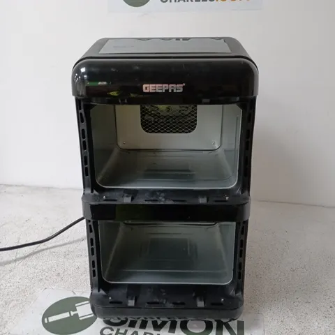 GEEPAS 2800W DUAL BASKET DIGITAL AIR FRYER - NO BASKETS 