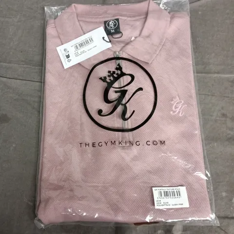 BAGGED GYM KING PORTALS TEXTURE POLO SHIRT – DUSKY PINK – UK M (US M, EU 48)