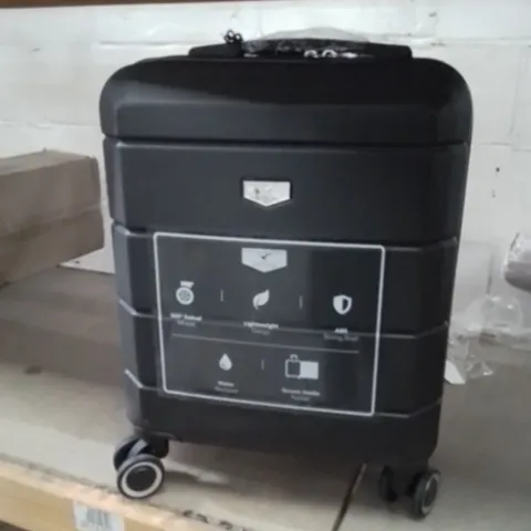 LUGG JETSET CABIN BAG BLACK 