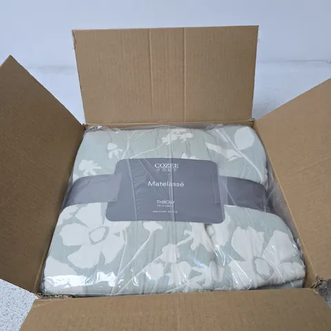 COZEE HOME REVERSIBLE FLORAL MATELASSE THROW GREEN 150 X 200CM