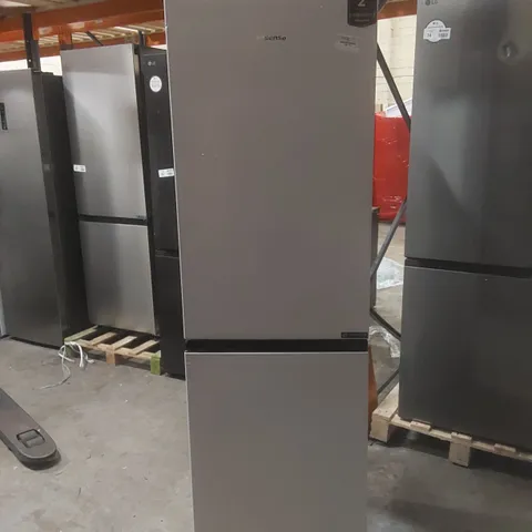 HISENSE RB327N4AWD 50/50 FRIDGE FREEZER - WHITE
