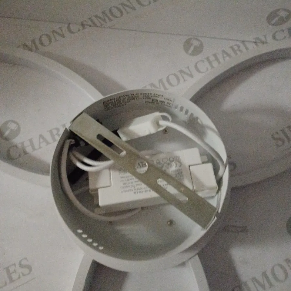JOHN LEWIS OVAL LED SF WHITE LIGHT