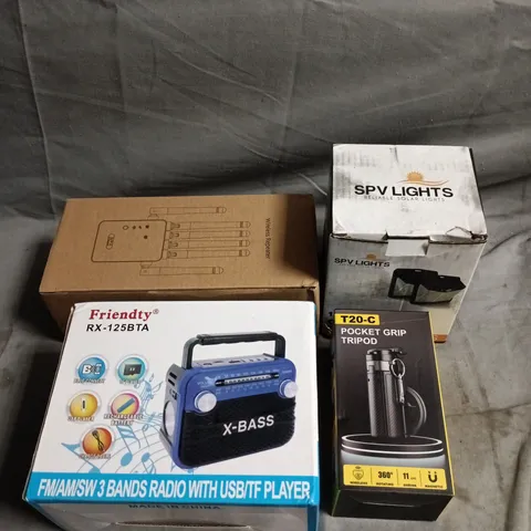 APPROXIMATELY 10 ASSORTED ELECTRICAL PRODUCTS TO INCLUDE FM RADIO, SOLAR LIGHTS, WIFI REPEATER ETC 