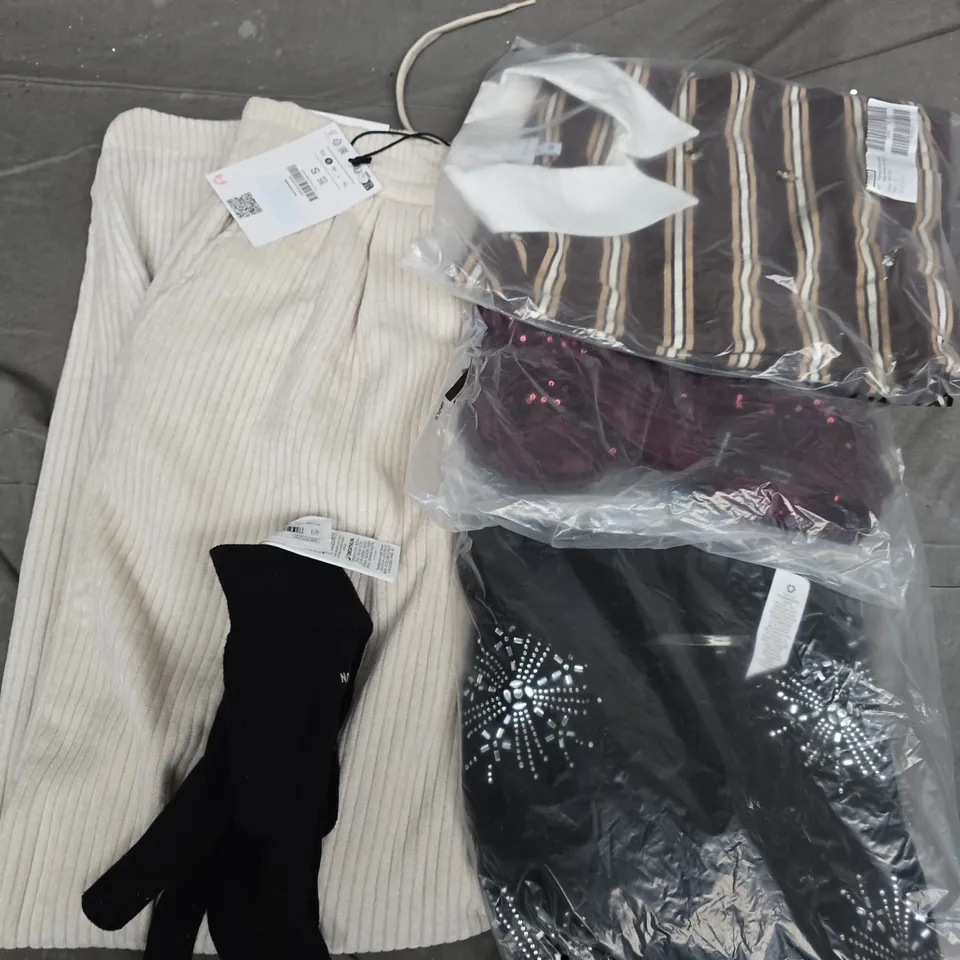 APPROXIMATELY 25 ASSORTED CLOTHING ITEMS IN VARIOUS SIZES, STYLES & COLOURS TO INCLUDE BRANDS SUCH AS TOPSHOP, BERSHKA, ASOS, ETC - COLLECTION ONLY