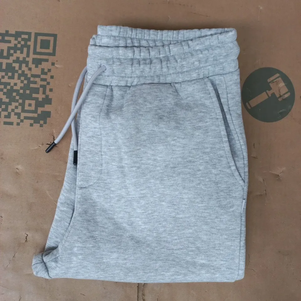 JACK & JONES SWEATPANTS IN GREY SIZE MEIDUM