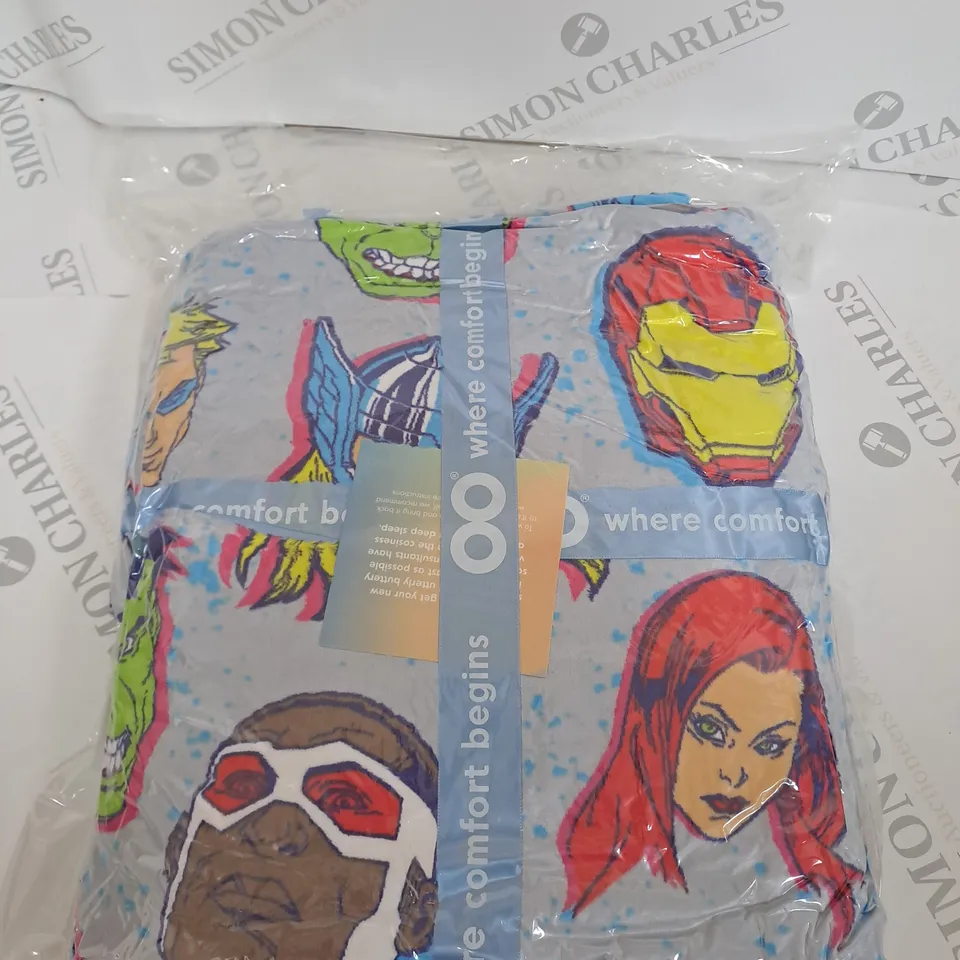 OODIE OVERSIZED HOODED BLANKET - THE AVENGERS