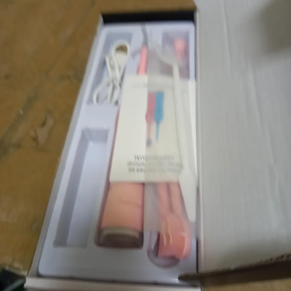 SONIC TOOTHBRUSH + CLEANER