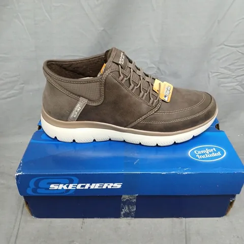 BOXED PAIR OF SKECHERS SLIP IN SHOES IN BROWN - 11