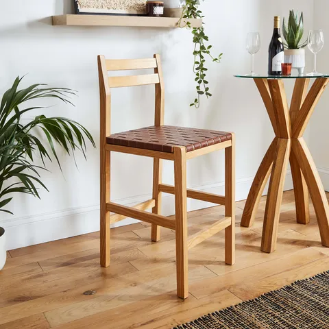 BOXED AMARI BAR STOOL - NATURAL (1 BOX)