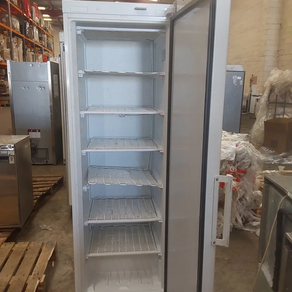 HUSKY FBR400H-WE-R-HT COMMERCIAL UPRIGHT FREEZER