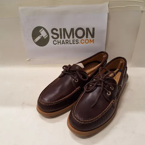 SPERRY GOLD CUP LEATHER BOAT SHOES – DARK BROWN