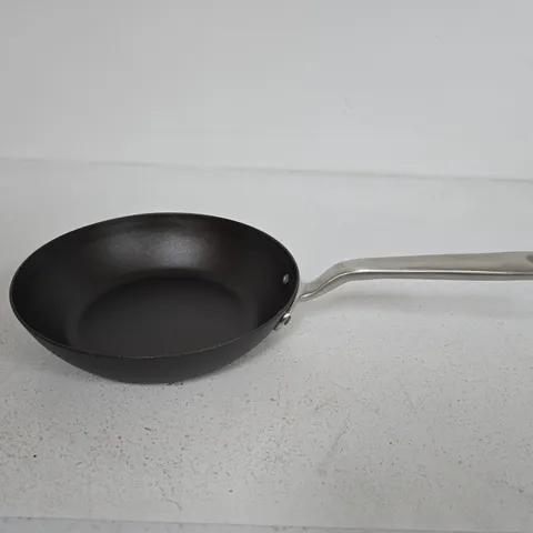 MADE IN COOKWARE FRYING PAN