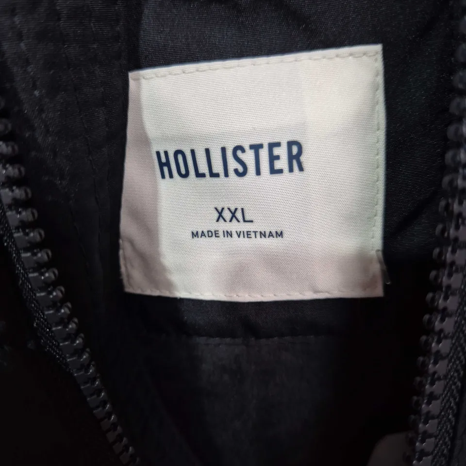 HOLLISTER QUILTED PUFFER JACKET – BLACK, XXL (UK 24-26)