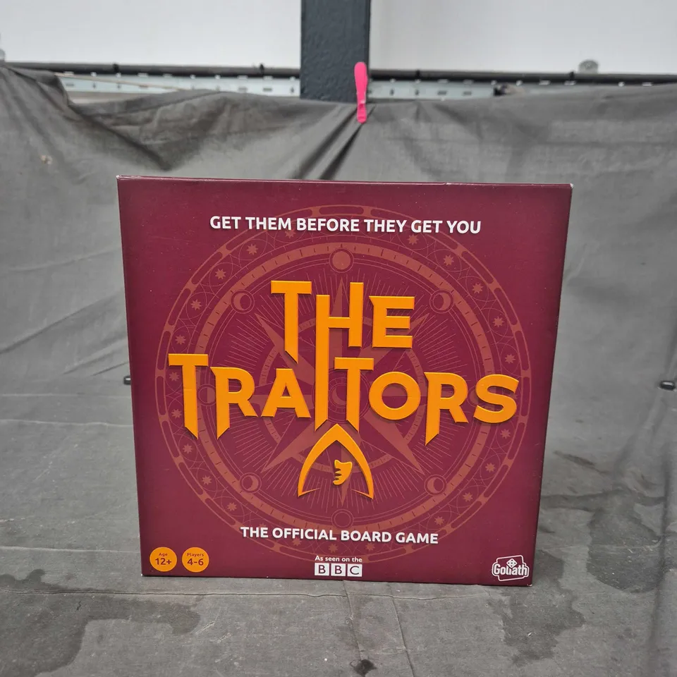 THE TRAITORS: THE OFFICIAL BOARD GAME – BOXED (BBC EDITION)