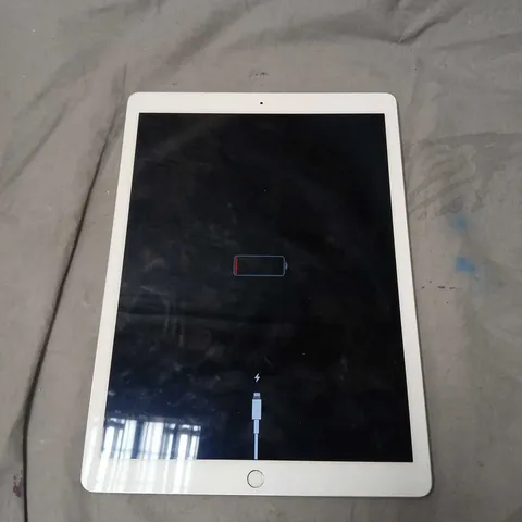 APPLE IPAD PRO 12.9 1ST GEN TABLET – SILVER