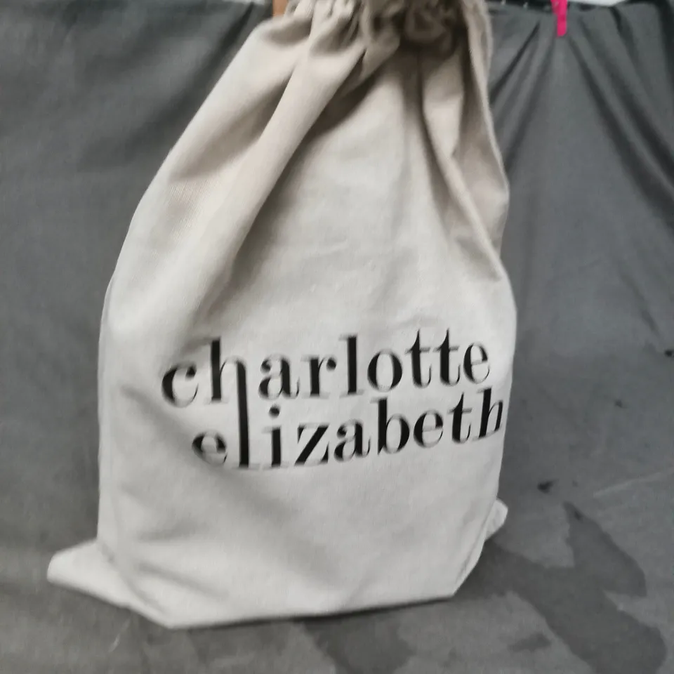 CHARLOTTE ELIZABETH HAND BAG