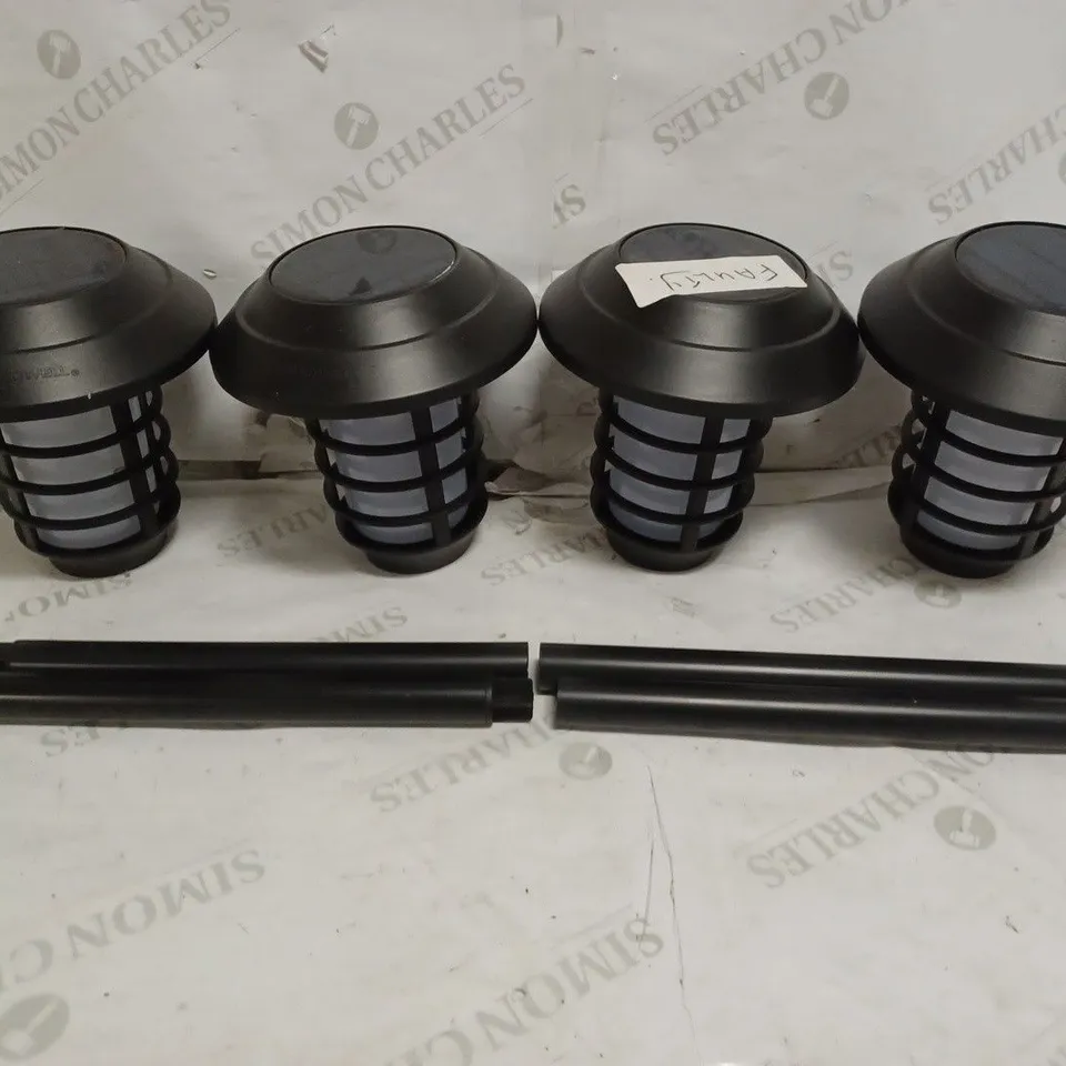 BELL & HOWELL SOLAR 21 LUMENS DUAL FUNCTION FLAME/ WHITE STAKE LIGHTS