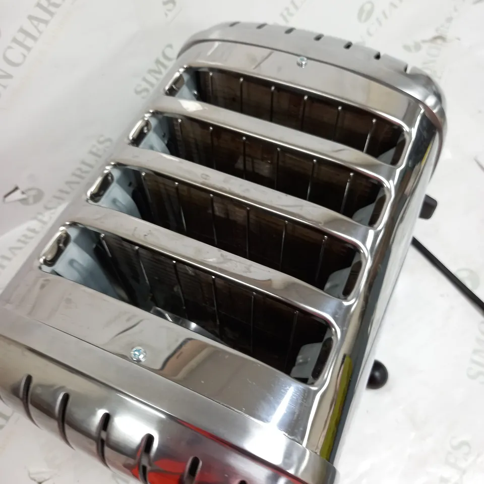 BOXED DUALIT 4 SLOT VARIO CLASSIC TOASTER WITH TWO SANDWICH CAGES