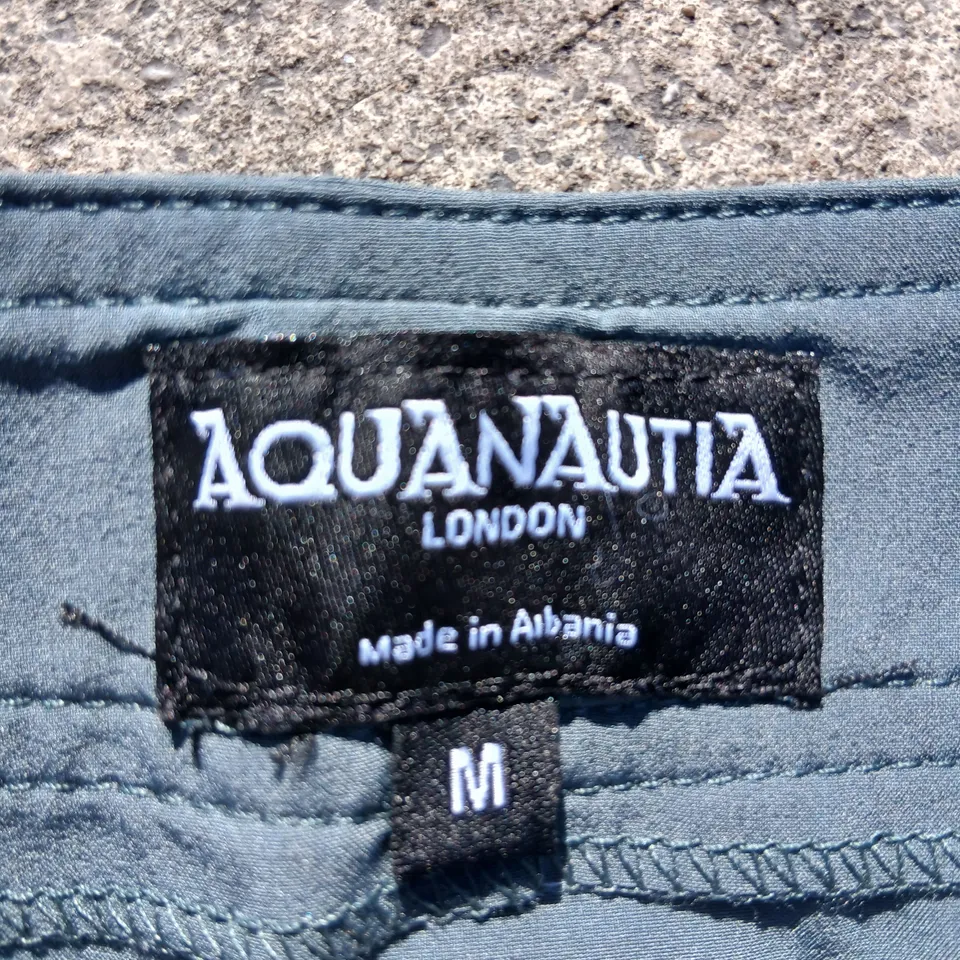 APPROXIMATELY 15 AQUANAUTIA LONDON MEN'S SHORTS – LIGHT BLUE/GRAY, SIZE M