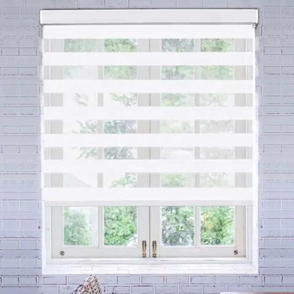 BOXED SEMI-SHEER DAY & NIGHT ROLLER BLIND