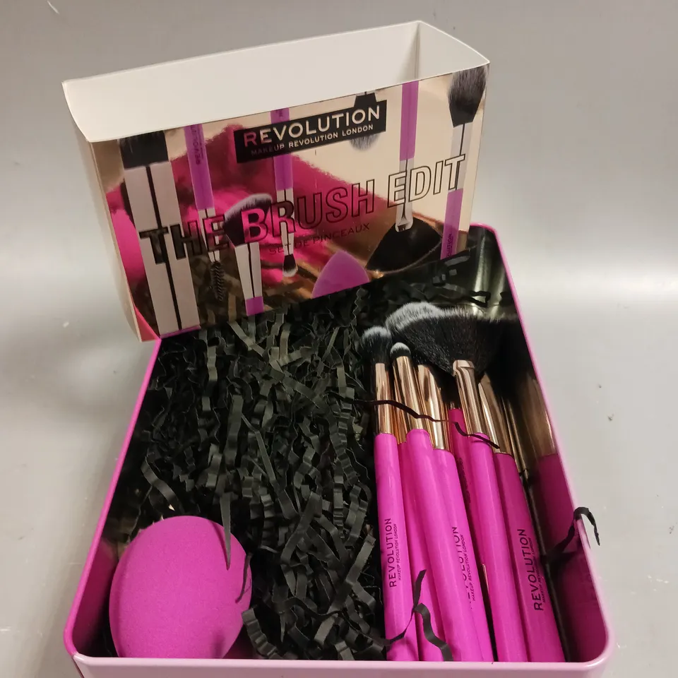 REVOLUTION THE BRUSH EDIT SET 