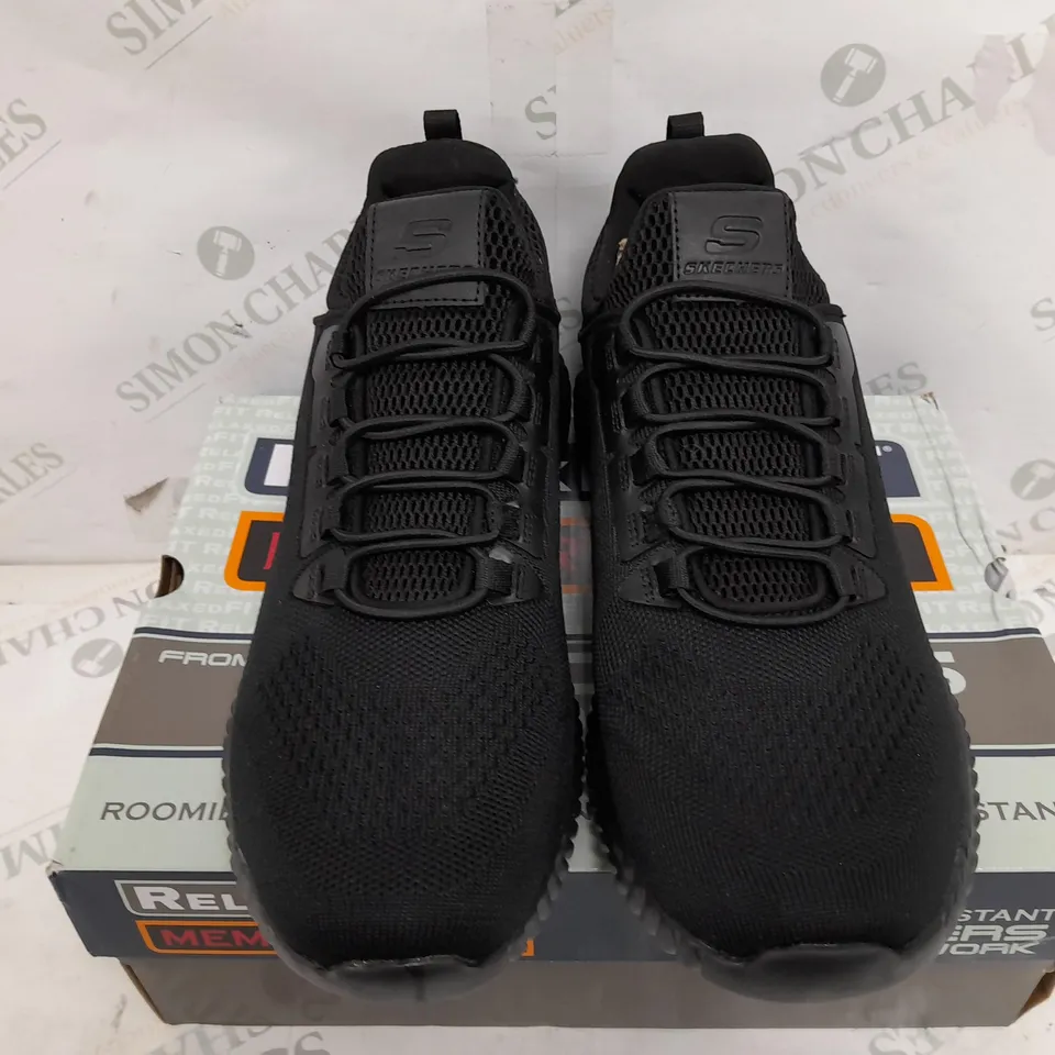 BOXED PAIR OF SKECHERS WORK SLIP RESISTANT TRAINERS IN BLACK - UK 10.5
