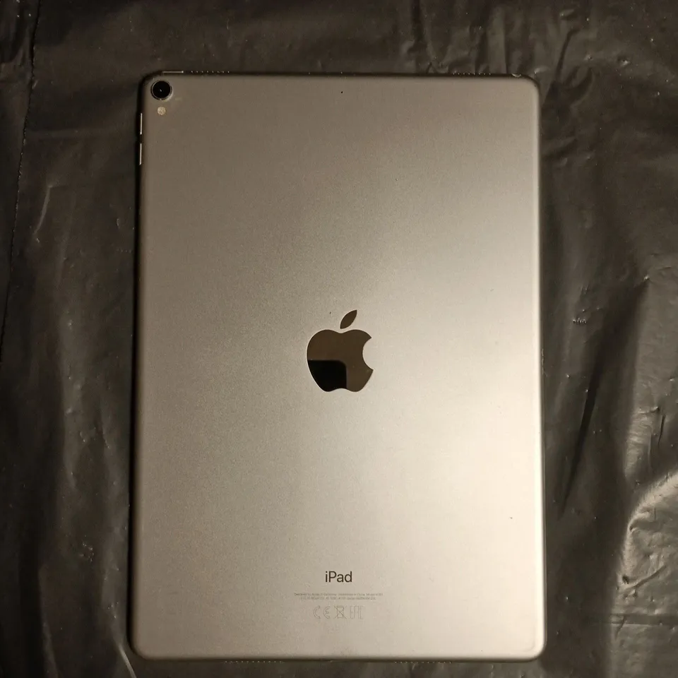 APPLE IPAD PRO A1701