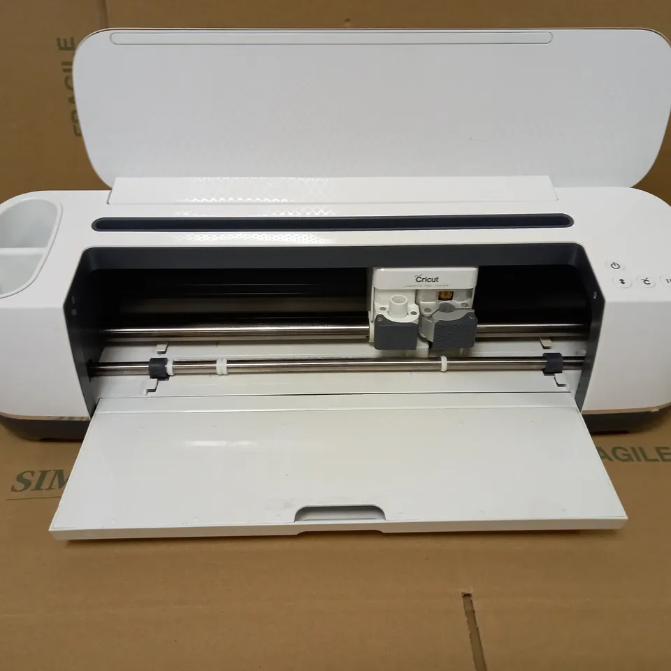 CRICUT MAKER SMART CUTTING MACHINE