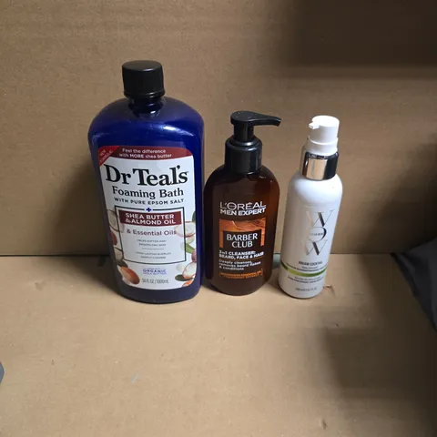 APPROXIMATELY 15 ASSORTED HEALTH & BEAUTY PRODUCTS TO INCLUDE DR TEALS FOAMING BATH, COLOR WOW DREAM COCKTAIL, L'OREAL MEN EXPERT BARBER CLUB ETC - COLLECTION ONLY