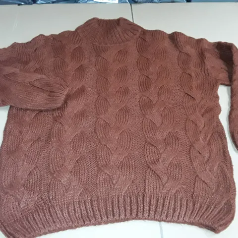 ASOS BROWN CABLD KNIT JUMPER - L