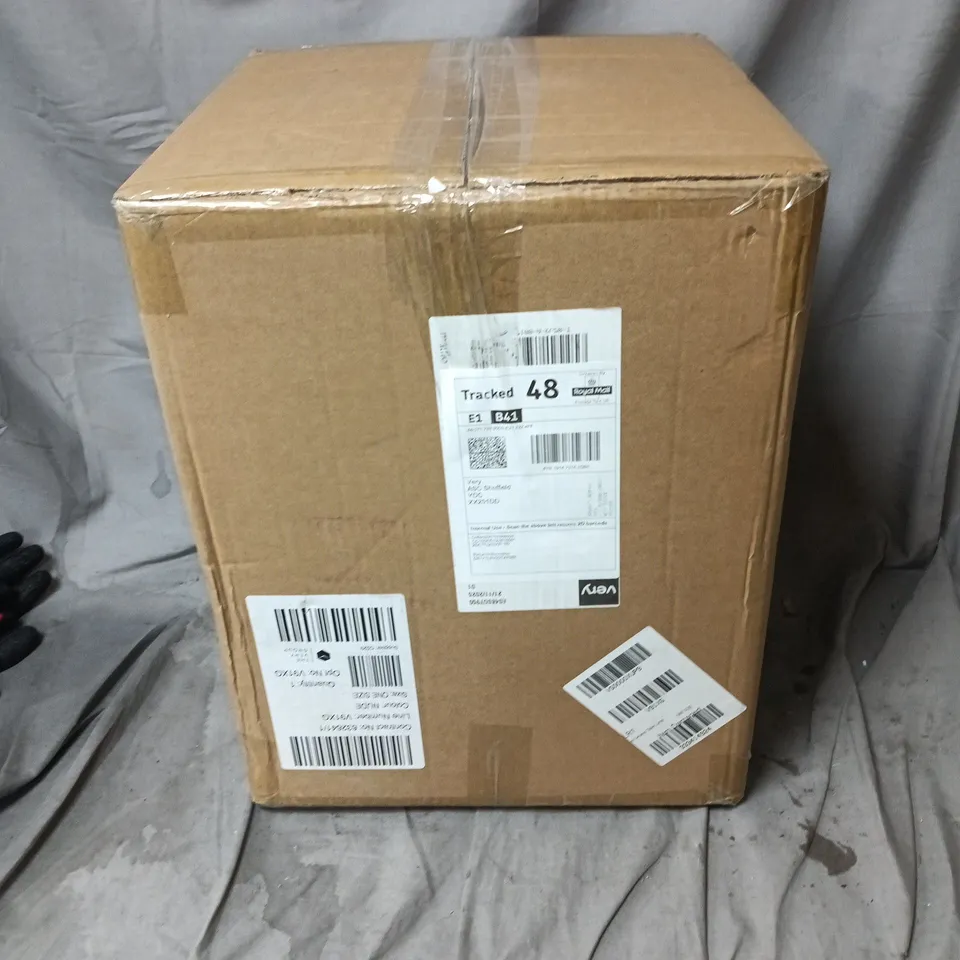 TOTEM CERAMIC TABLE LAMP RRP £50