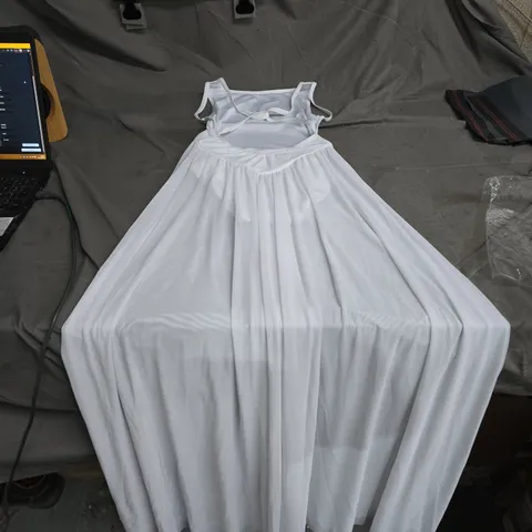 WOMEN'S WHITE MAXI DRESS WITH THIN STRAPS