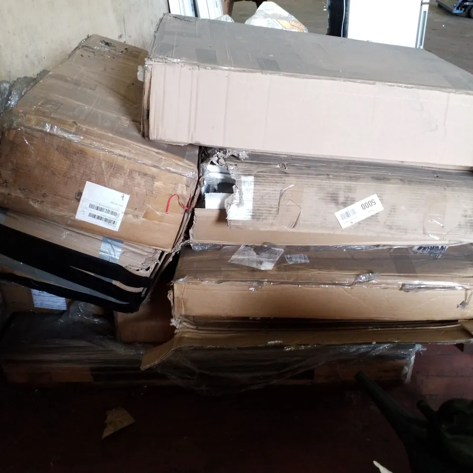 PALLET CONTAINING ASSORTED FLATPACK PARTS