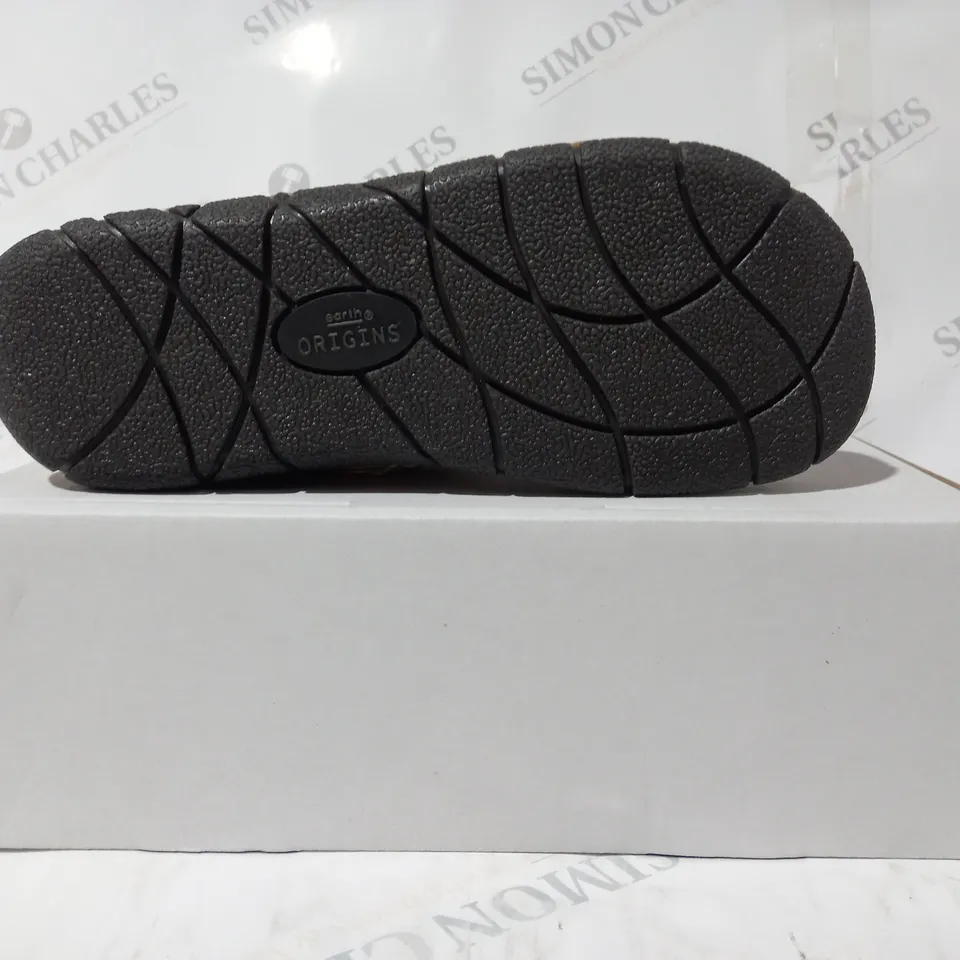 BOXED PAIR OF EARTH ORIGINS EMMALYN BEIGE BOOTIES - SIZE 5