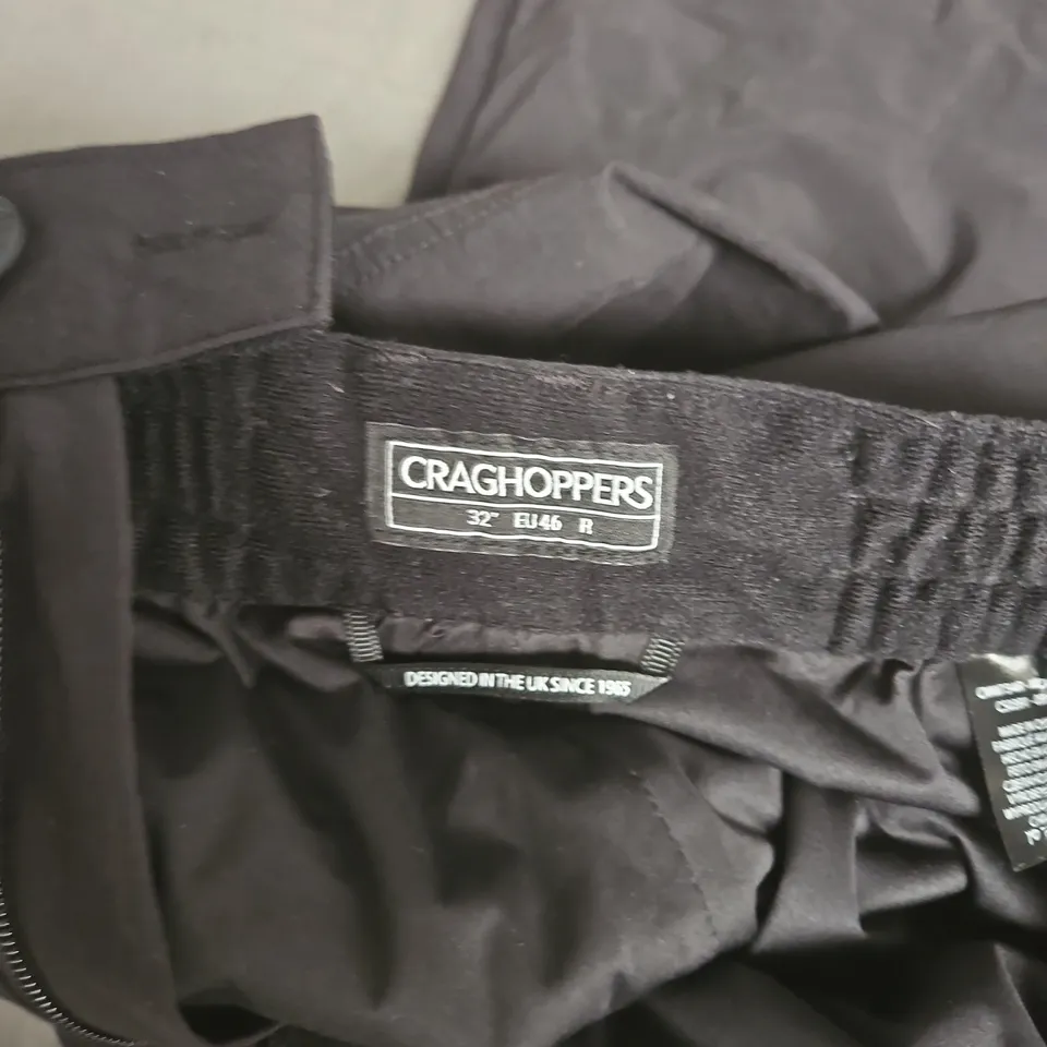 CRAGHOPPERS HIKING PANTS – DARK GREY, MEN'S UK 32 (EU 46)