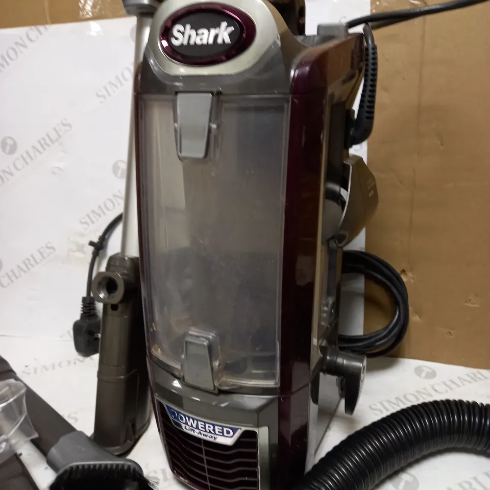 SHARK UPRIGHT VACUUM CLEANER NZ850UKT 