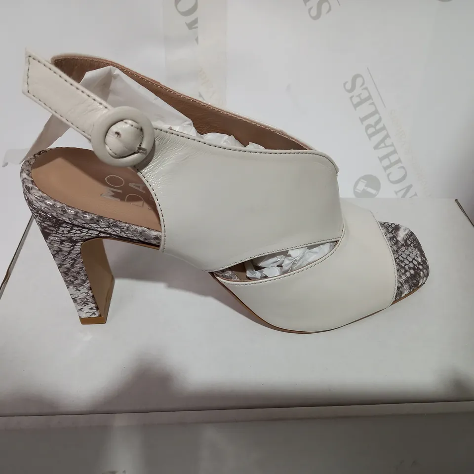 BOXED PAIR OF MODA CREAM SNAKE SKIN HEELED SANDALS  - SIZE 8