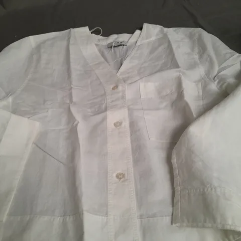 COS THIN LOW NECK SHIRT - EUR 38