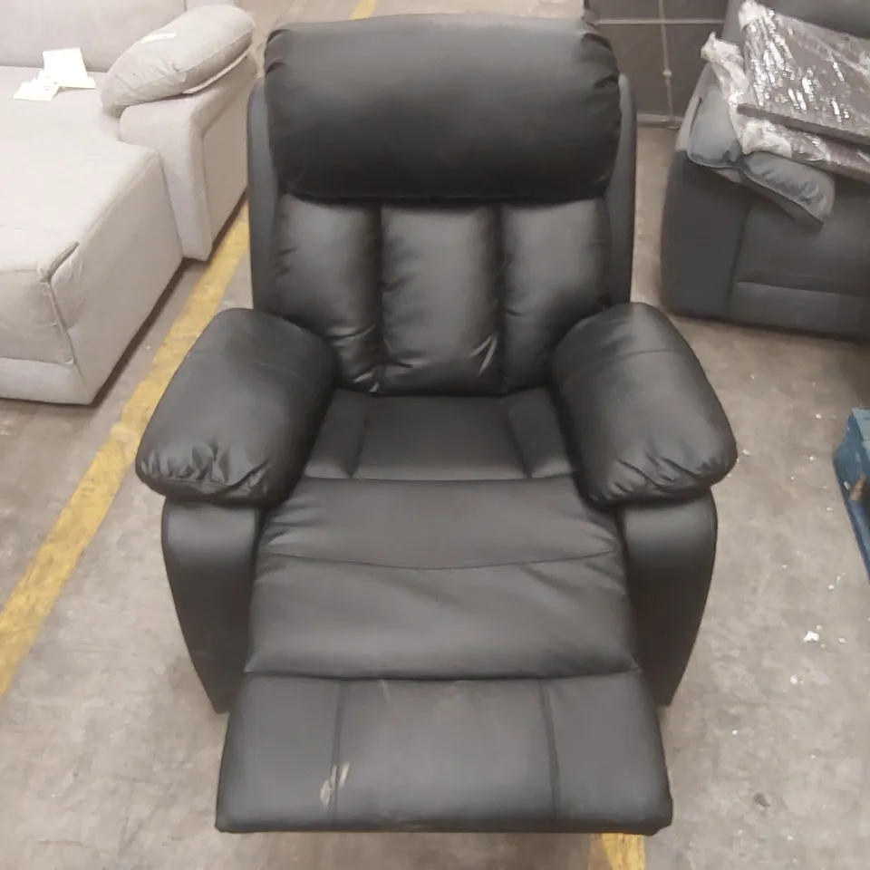 QUALITY DESIGNER FAUX LEATHER MANUAL RECLINING ARMCHAIR