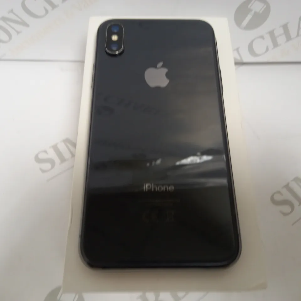 BOXED IPHONE XS IN SPACE GREY