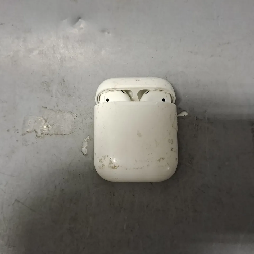 APPLE AIRPOD WITH CHARGING CASE - A1602