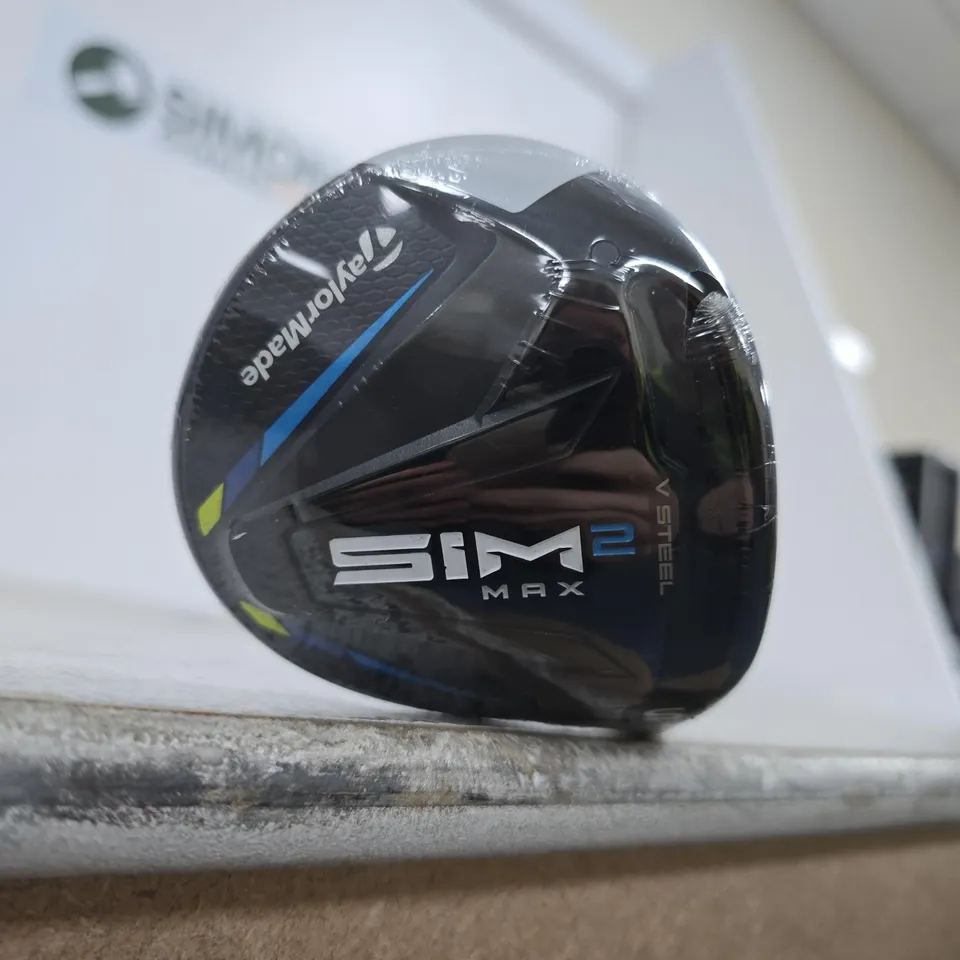 TAYLORMADE SIM2 MAX GOLF DRIVER WITH VENTUS SHAFT