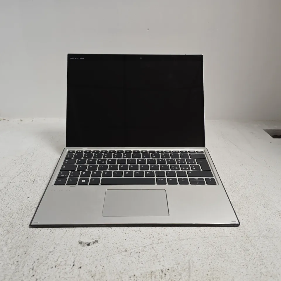 HP ELITE X2 G8 LAPTOP