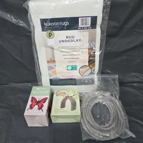 APPROXIMATELY 15 ASSORTED HOUSEHOLD PRODUCTS TO INCLUDE HOME DΓCOR, SOLAR BUTTERFLY, RUG UNDERLAY ETC