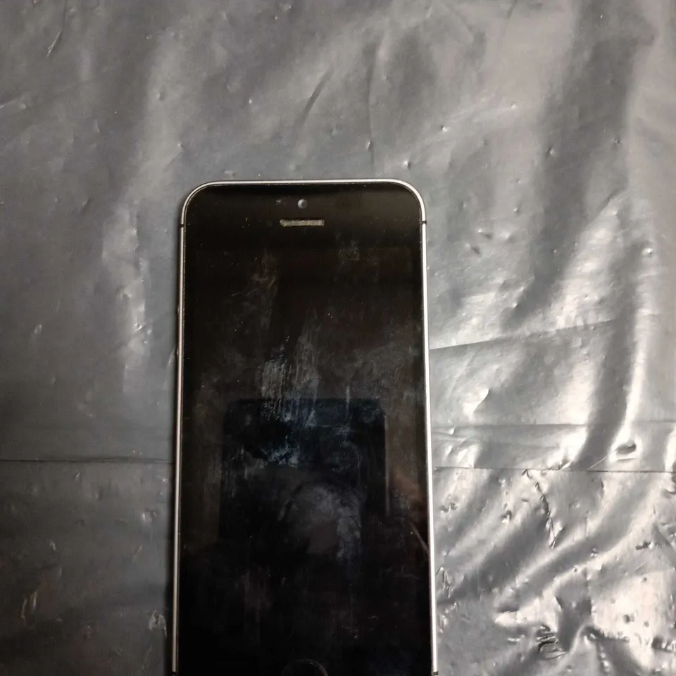 APPLE IPHONE SE A1723