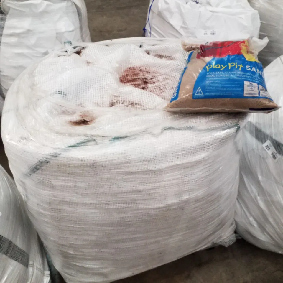 PALLET CONTAINING APPROXIMATELY 35 BAGS OF PLAY SAND