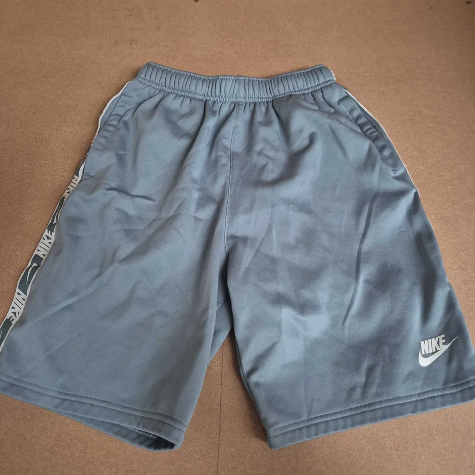 NIKE SIDE STRIPE SHORTS IN BLUE - XL